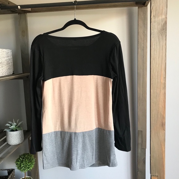 Color Block Long Sleeve - Picture 4 of 6